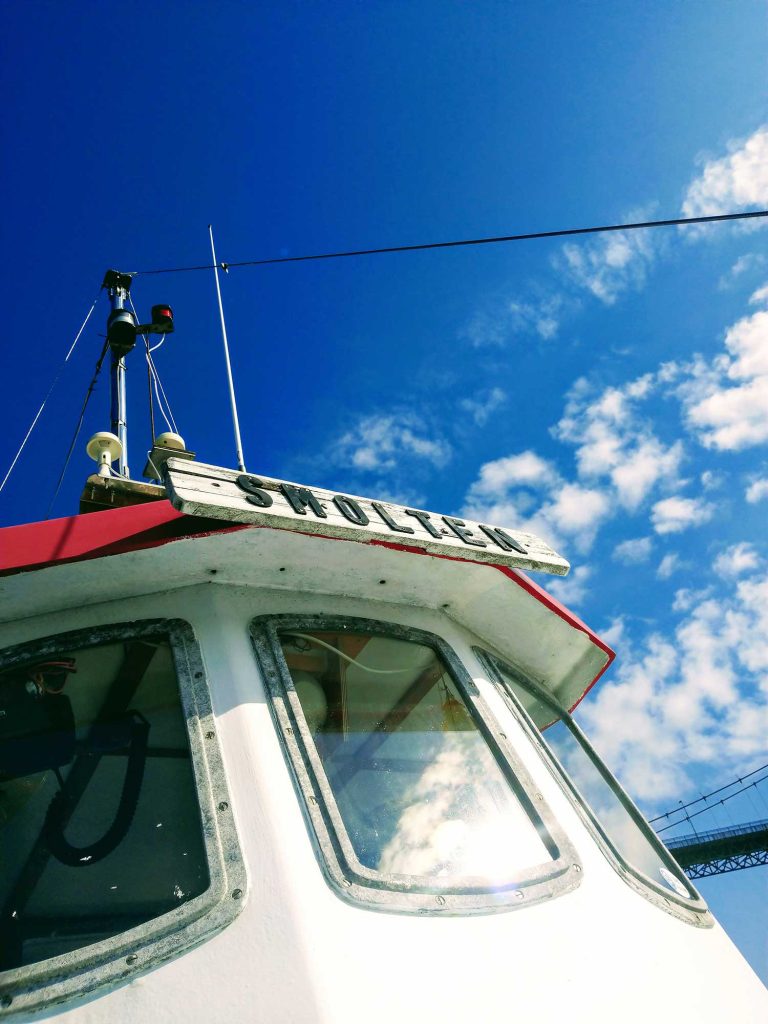 A view of the wheelhouse of Smolten.